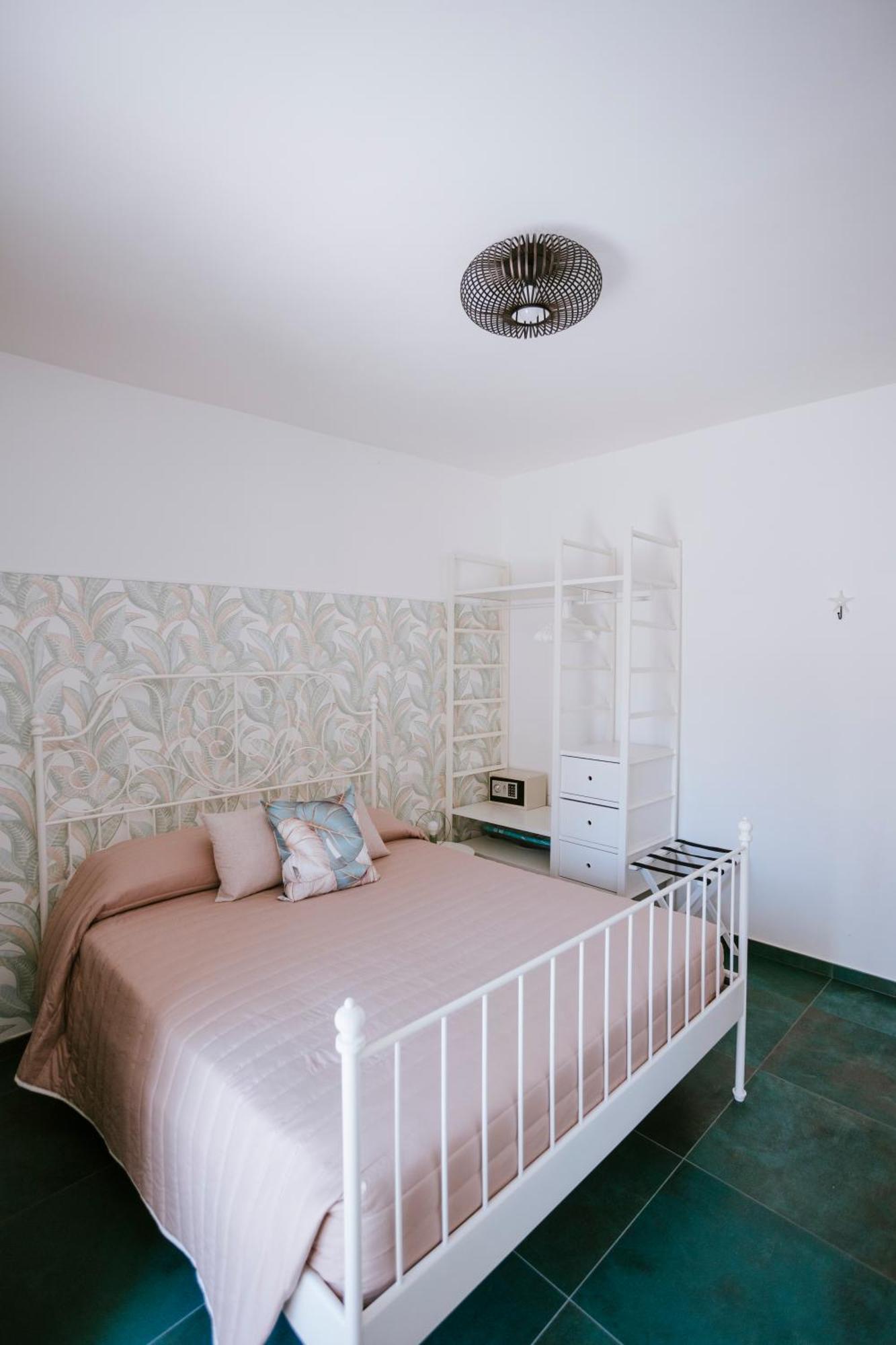 Residenza Delle Sirene Hotel Gaeta Buitenkant foto